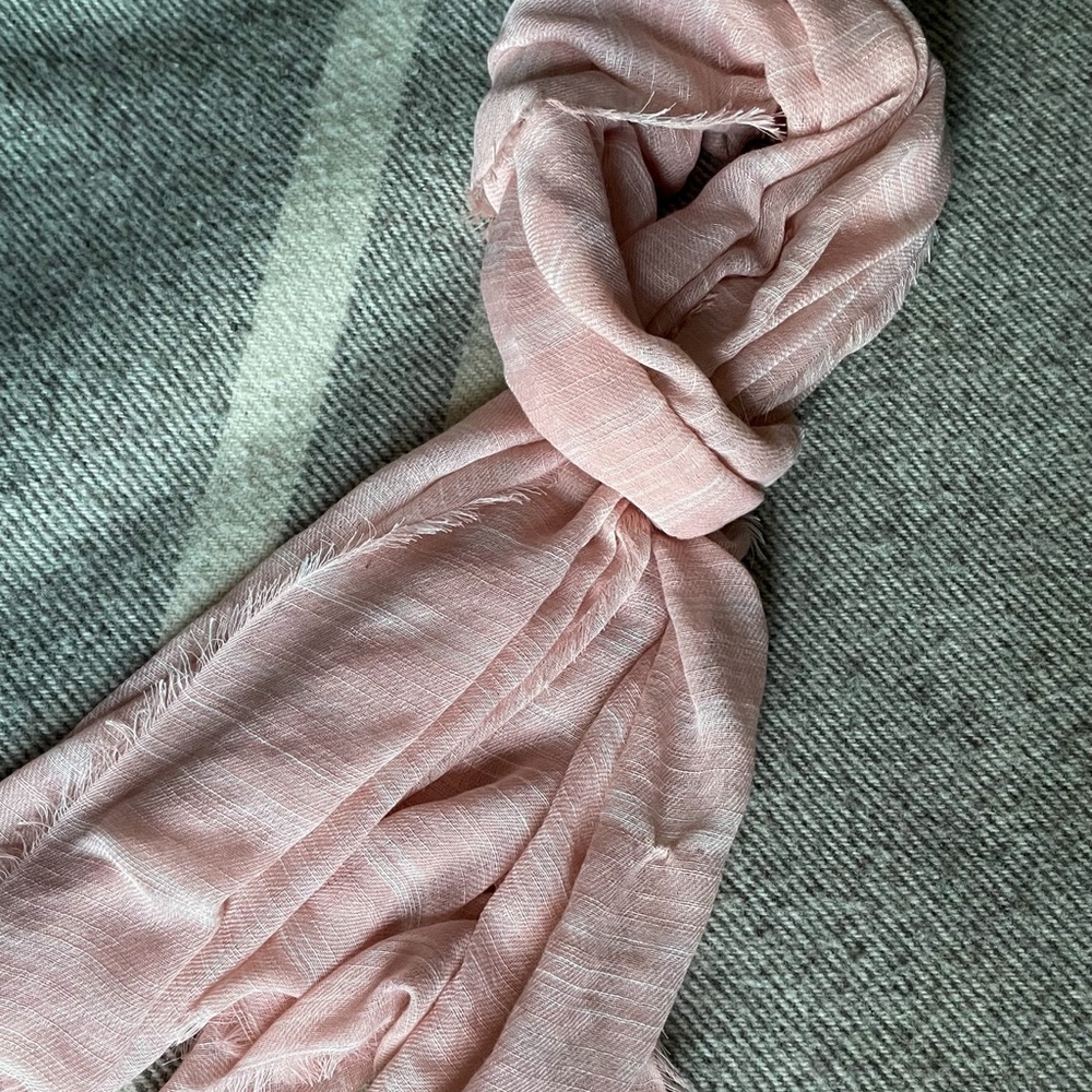 GAP woven scarf